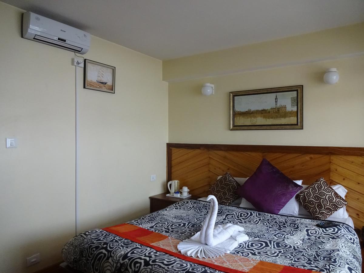 דרג'ילינג Hotel White Yak מראה חיצוני תמונה